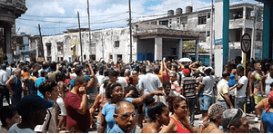 Cuba protesta contro la fame
