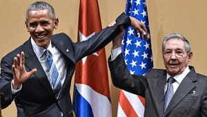 Obama insieme a Raúl Castro