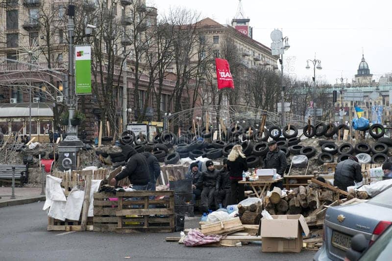 Barricate in Piazza Maidan dicembre 2013